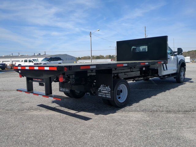 2024 Ford Super Duty F-550 DRW Flatbed Appleton WI