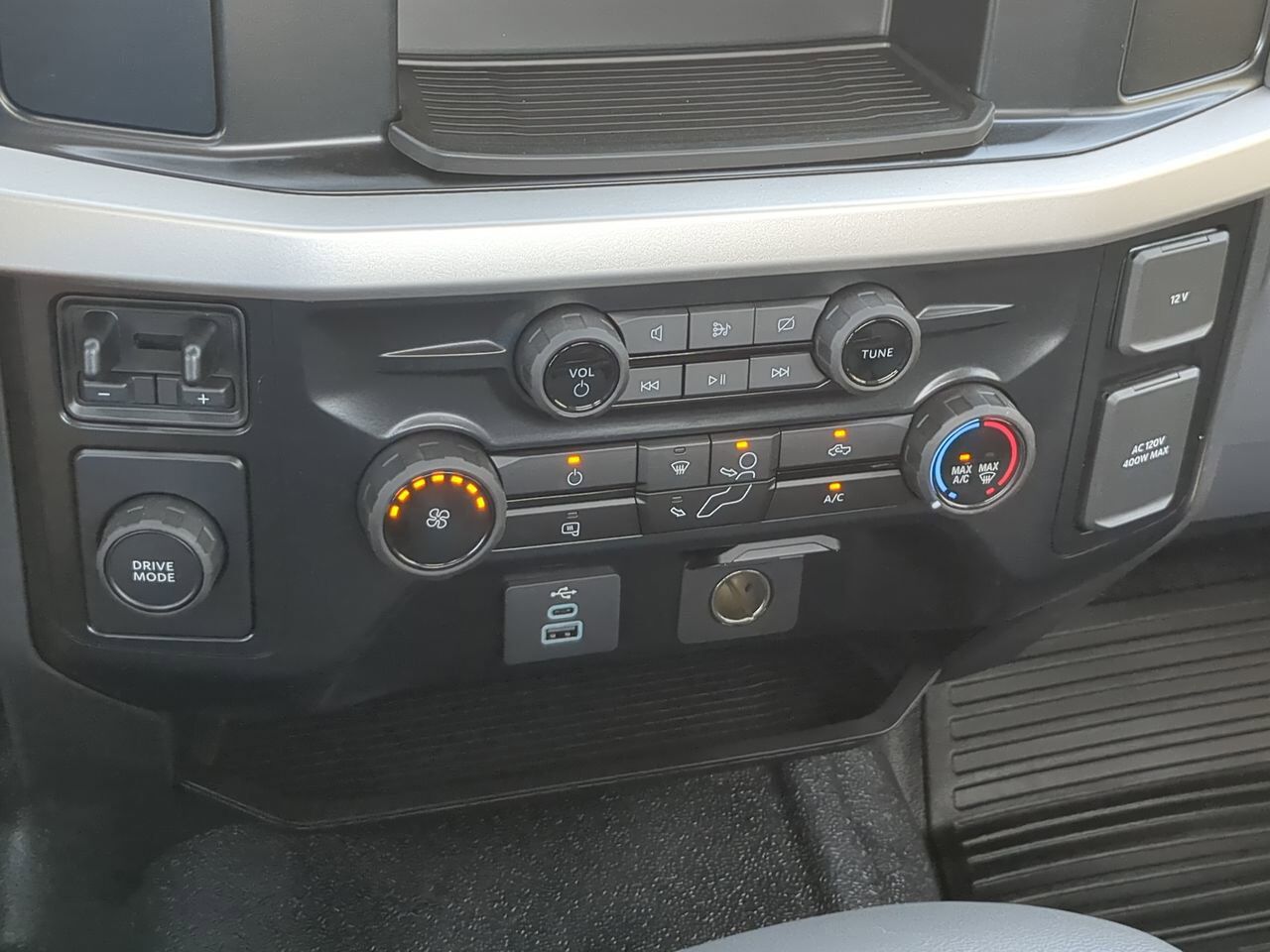 2024 Ford Super Duty F-550 DRW Rollback Winder GA