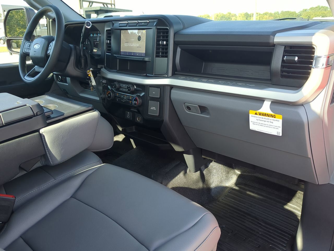 2024 Ford Super Duty F-550 DRW XL Winder GA