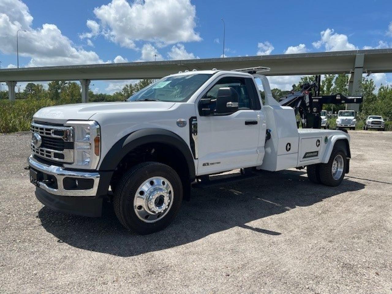 2024 Ford Super Duty F-550 XLT