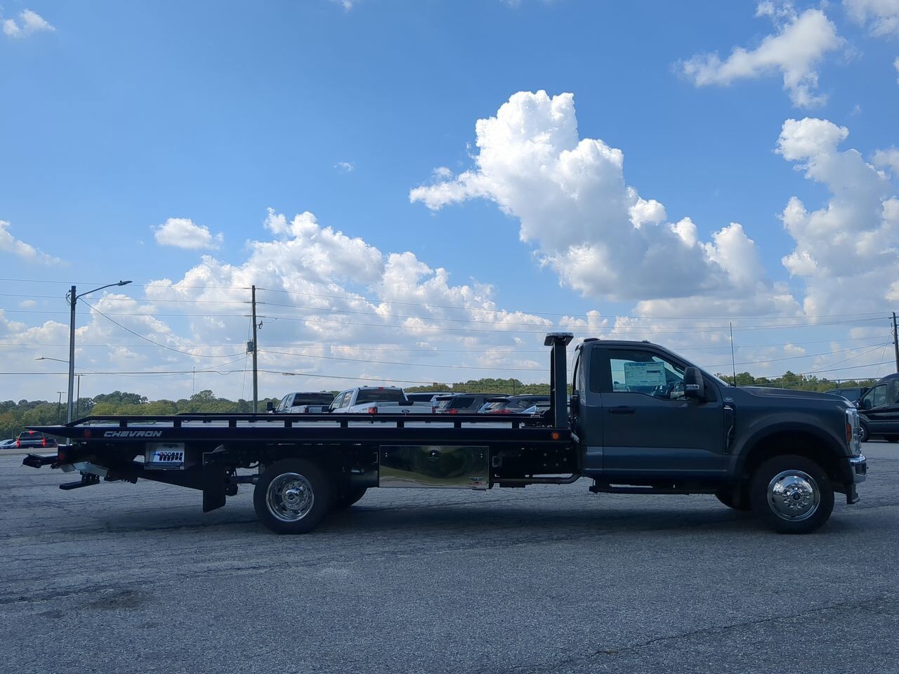 2024 Ford Super Duty F-550 with 19.5ft Chevron Rollback ROLLBACK Winder GA