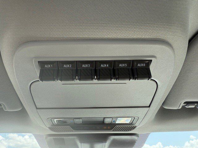 2024 Ford Super Duty F-600 DRW Flatbed XL New Braunfels TX