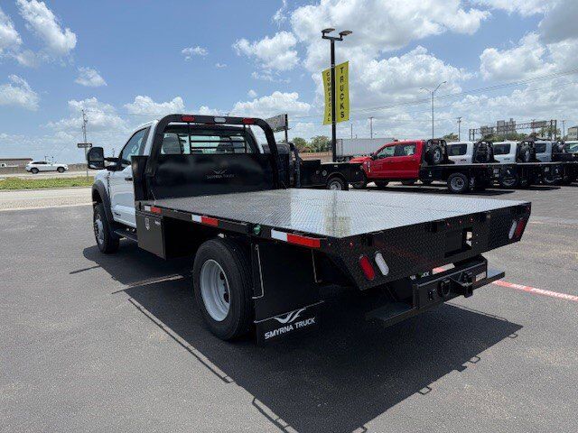 2024 Ford Super Duty F-600 DRW Flatbed XL New Braunfels TX