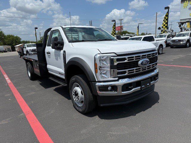 2024 Ford Super Duty F-600 DRW Flatbed XL New Braunfels TX