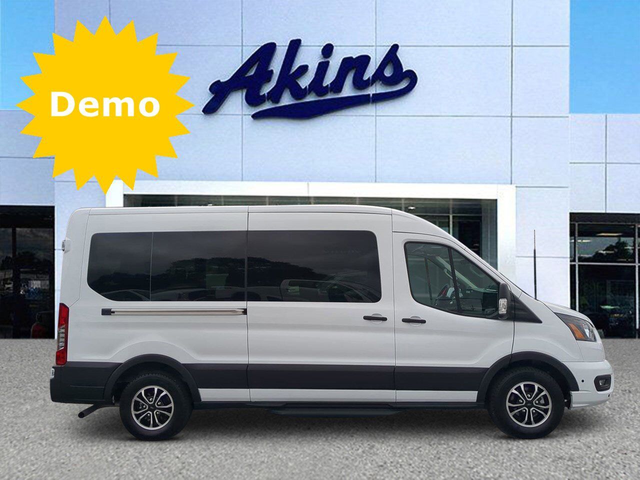 2024 Ford Transit 15 Passenger Wagon