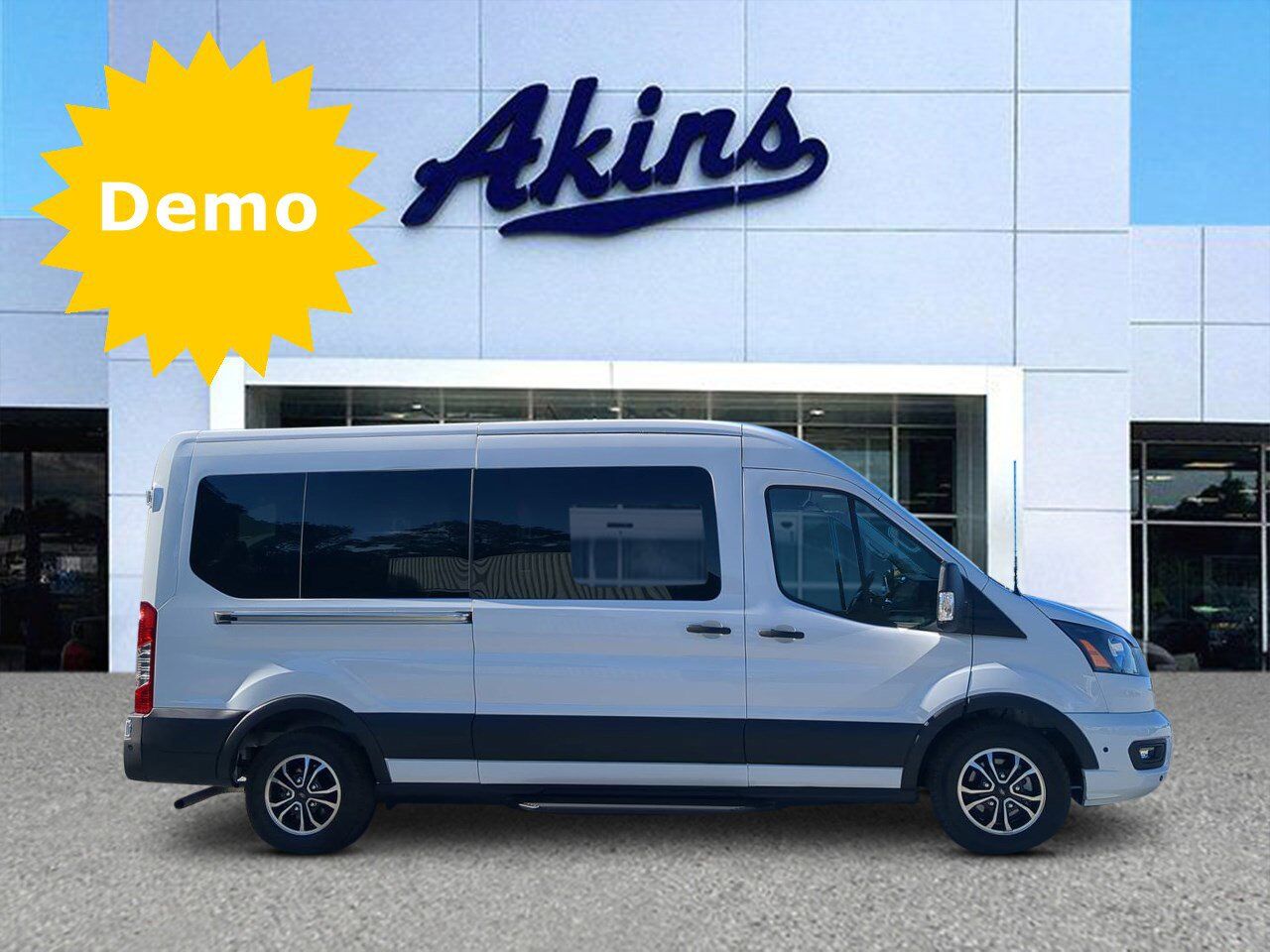 2024 Ford Transit 15 Passenger Wagon
