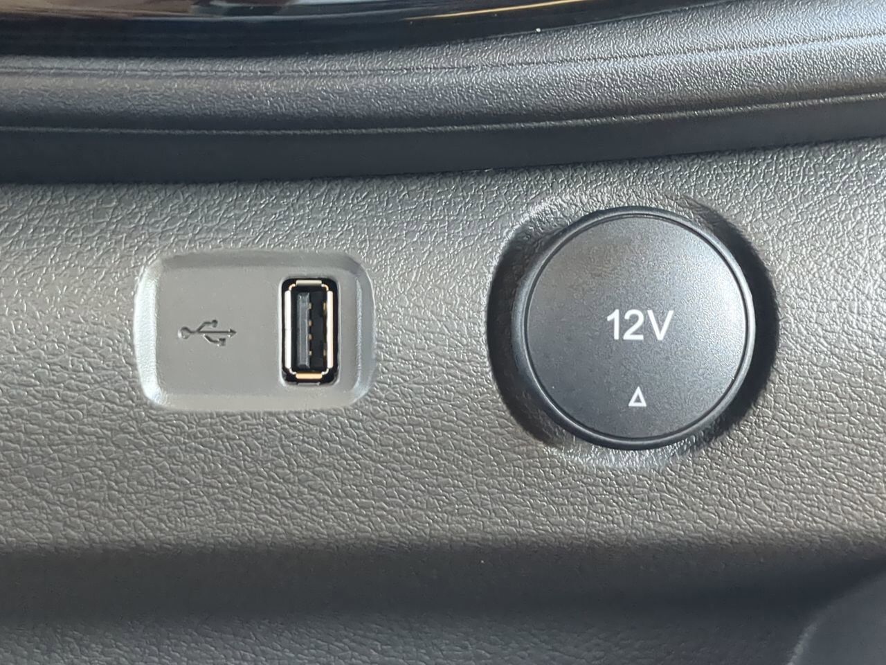 2024 Ford Transit 15 Passenger Wagon XLT Winder GA