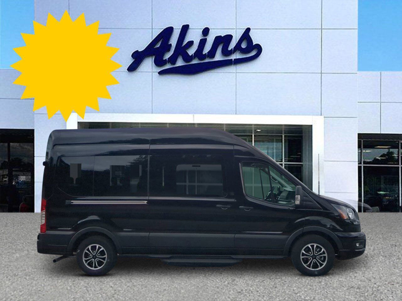 2024 Ford Transit 15 Passenger Wagon XLT