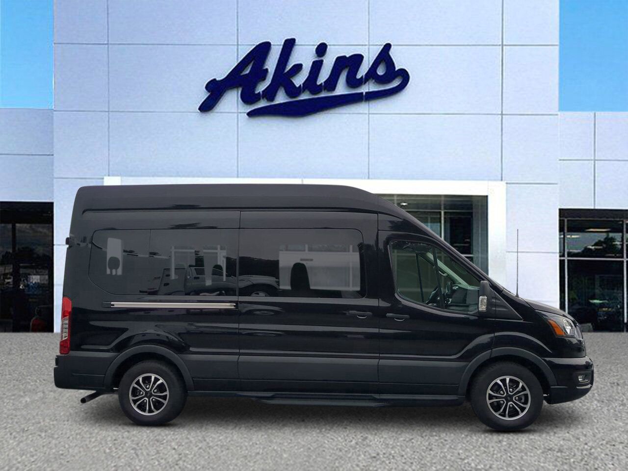 2024 Ford Transit 15 Passenger Wagon