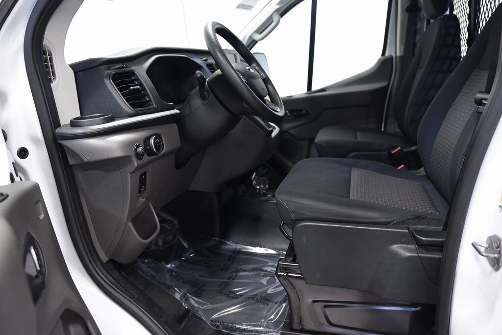 2024 Ford Transit-250 Base Akron