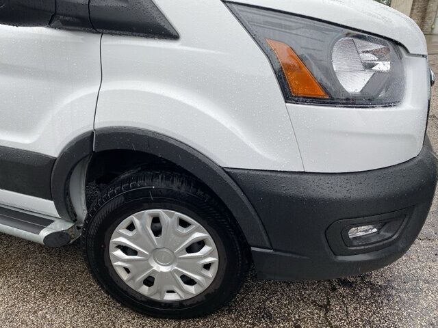 2024 Ford Transit-250 Base Akron