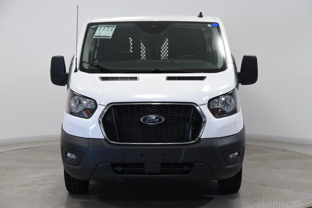 2024 Ford Transit-250 Base Akron