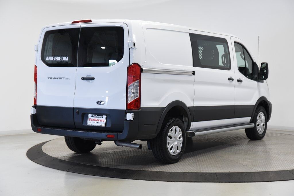 2024 Ford Transit-250 Base Akron