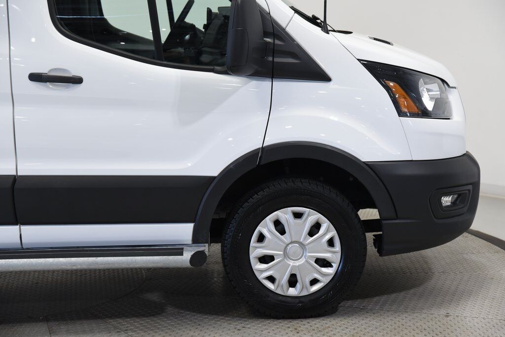 2024 Ford Transit-250 Base Akron