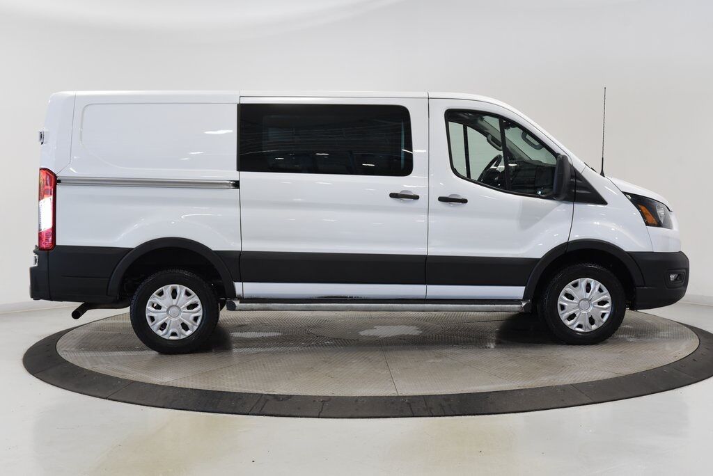 2024 Ford Transit-250 Base Akron