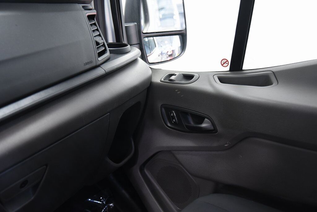 2024 Ford Transit-250 Base Akron