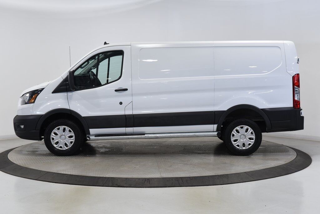 2024 Ford Transit-250 Base Akron