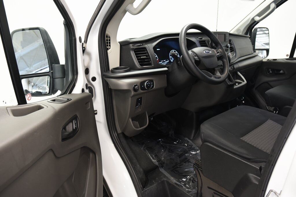 2024 Ford Transit-250 Base Akron