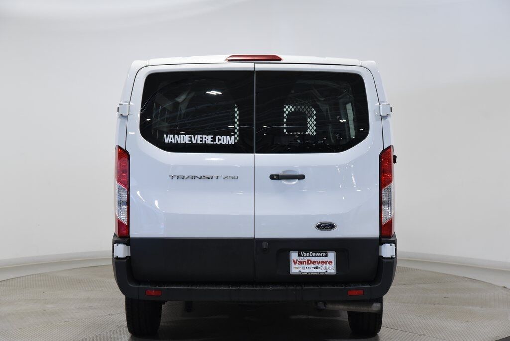 2024 Ford Transit-250 Base Akron