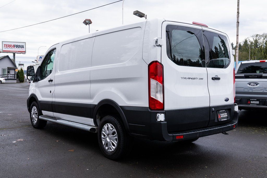 2024 Ford Transit-250 Base Milwaukie OR