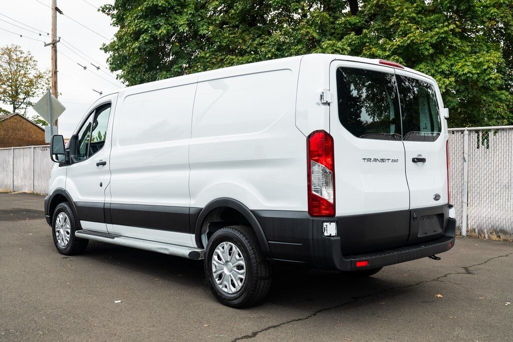 2024 Ford Transit-250 Base Milwaukie OR