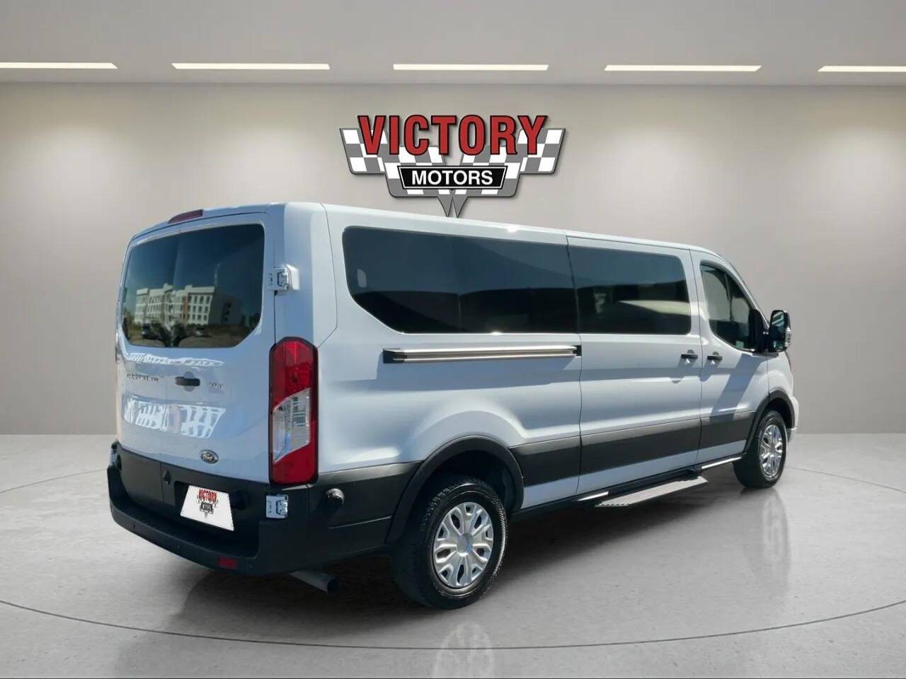 2024 Ford Transit 350 XLT 3dr LWB Low Roof Passenger Van Chesterfield MI