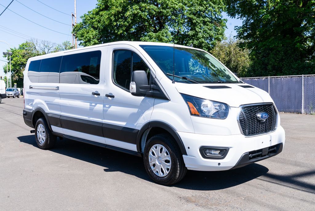 2024 Ford Transit-350 XLT