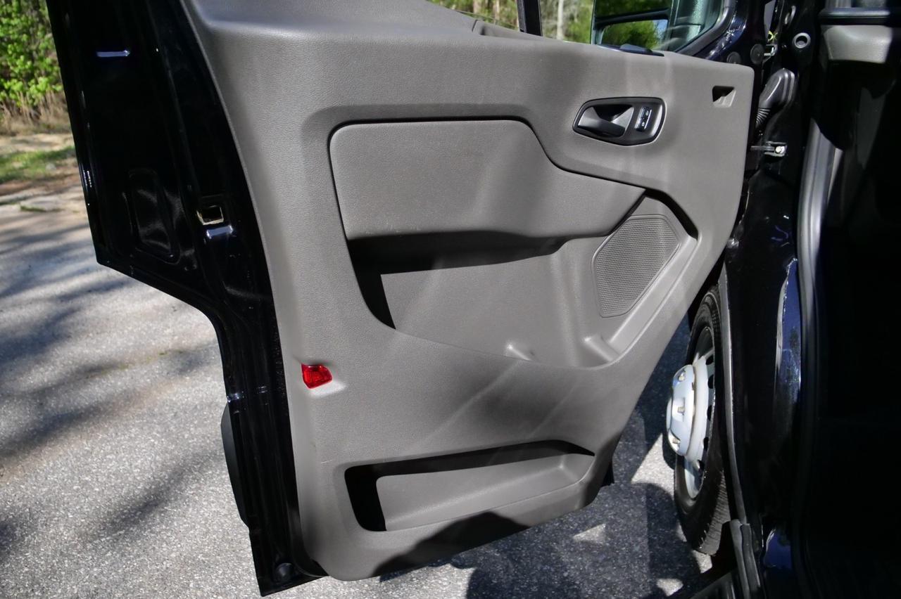 2024 Ford Transit 350HD XLT / High Roof / DRW / Passenger Van / Rear AC! Lincolnton NC