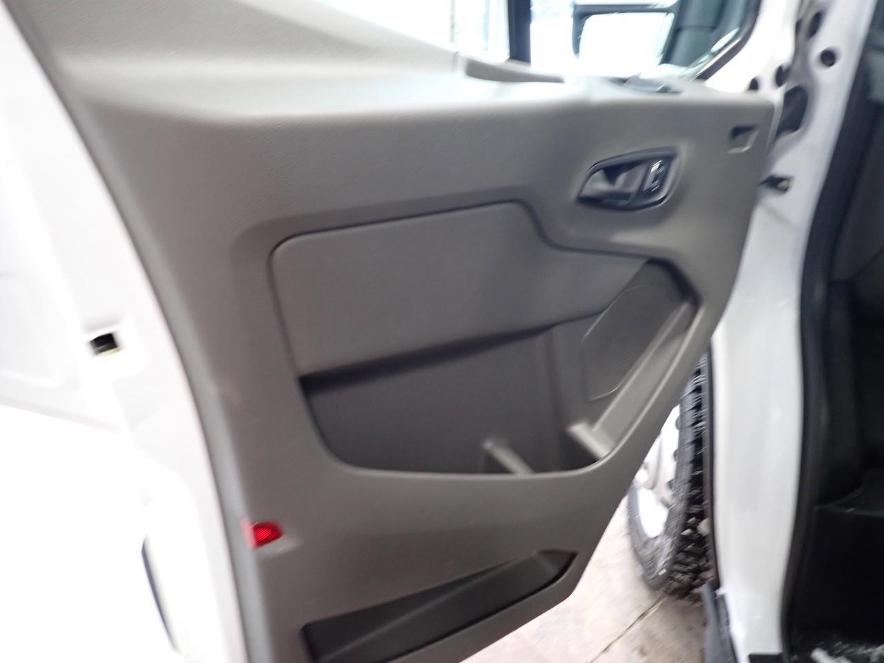 2024 Ford Transit Cargo Van 250 VAN HIGH ROOF Listowel ON