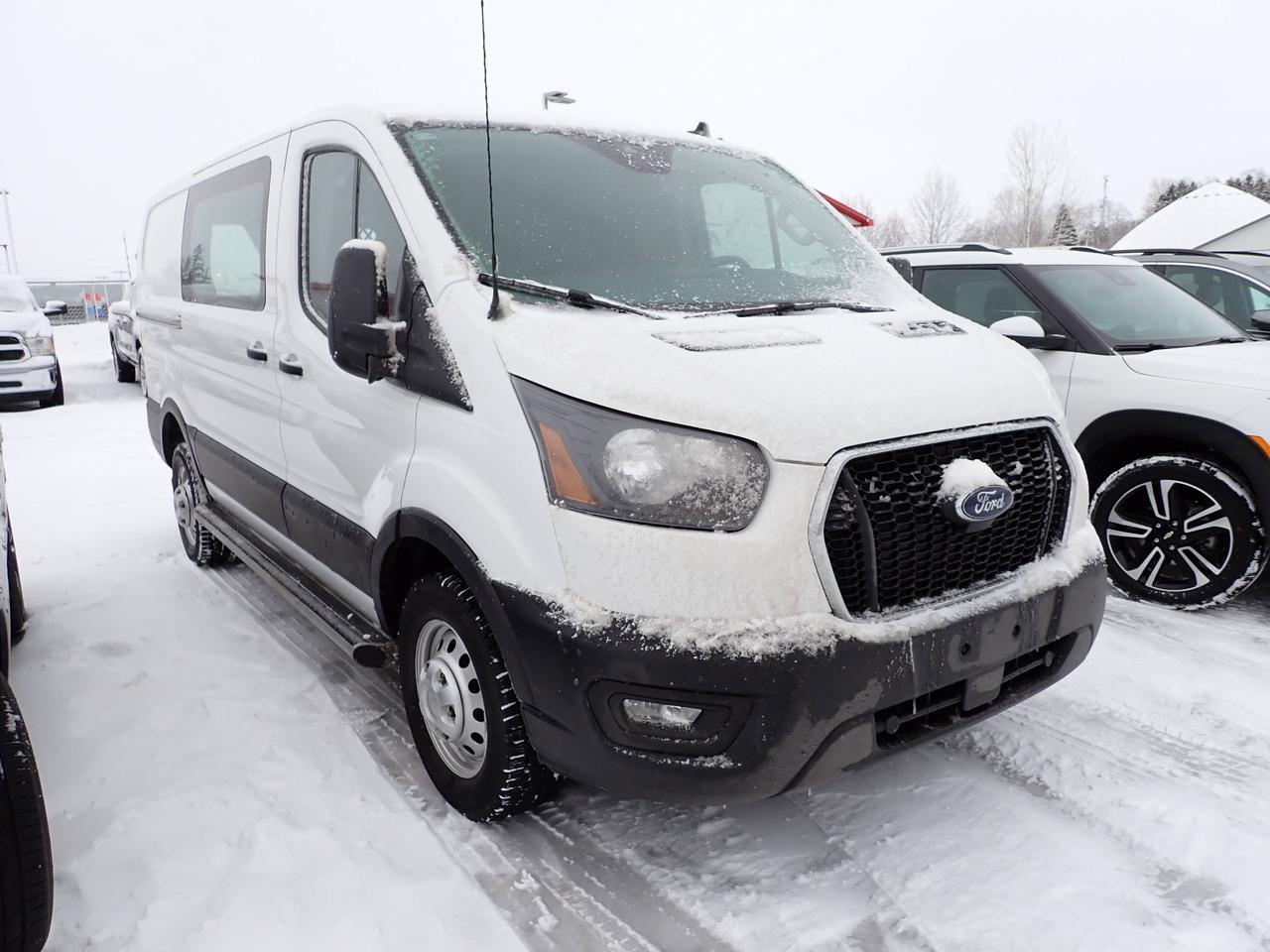 2024 Ford Transit Cargo Van 250 VAN LOW ROOF AWD