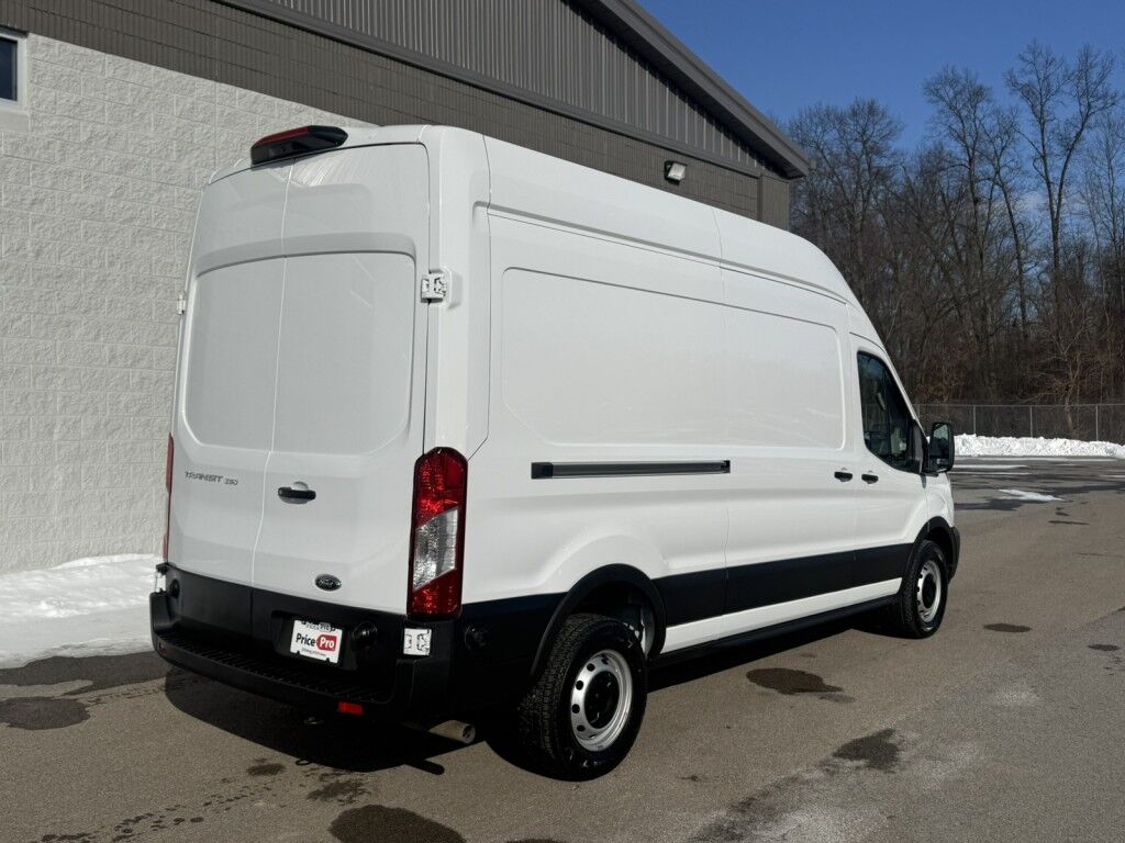 2024 Ford Transit Cargo Van T-250 148 Hi Rf 9070 GVWR RWD Maumee OH