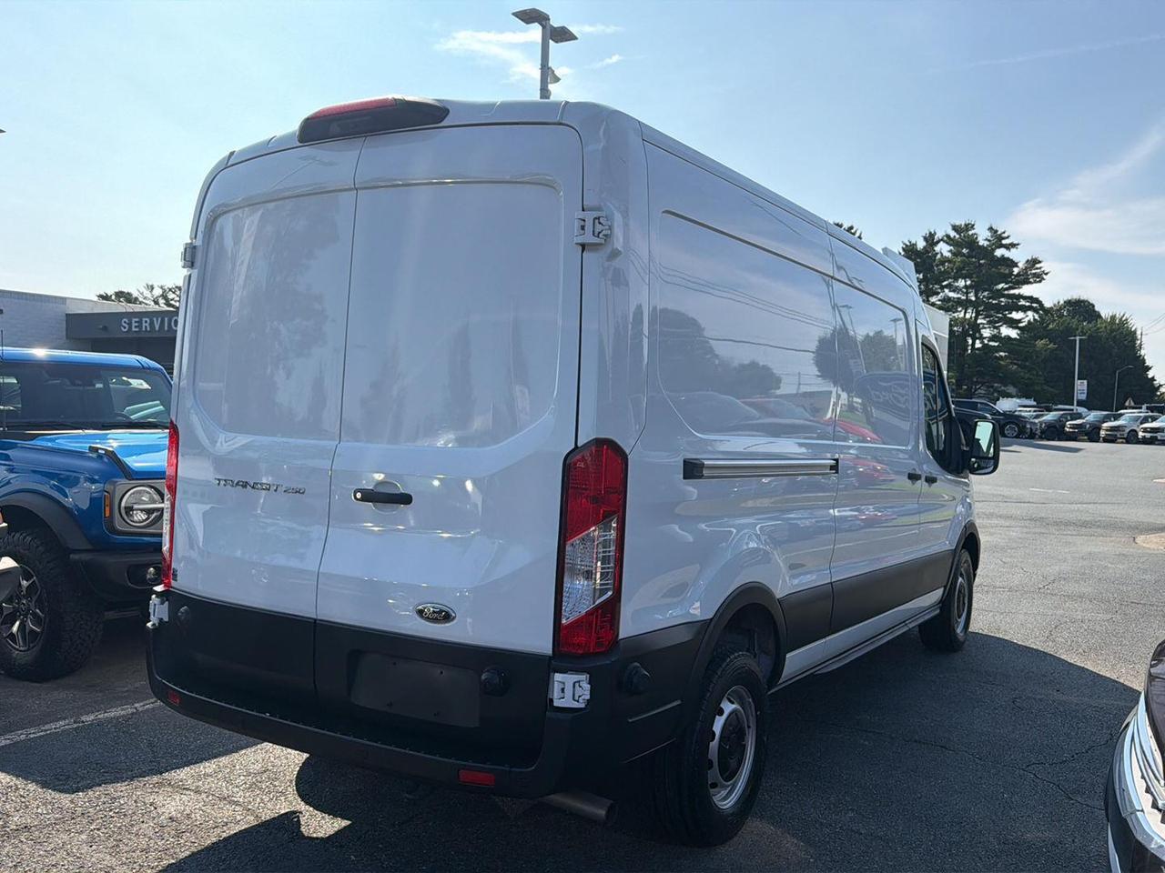 2024 Ford Transit Cargo Van T-250 148" MED RF 90 Gaithersburg MD