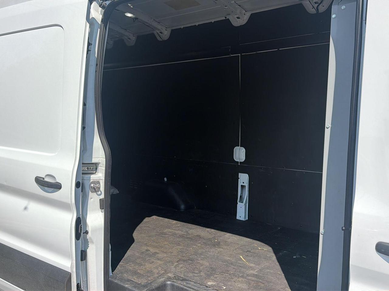 2024 Ford Transit Cargo Van T-350 148" EL HI RF 9500 GVWR RWD Gaithersburg MD