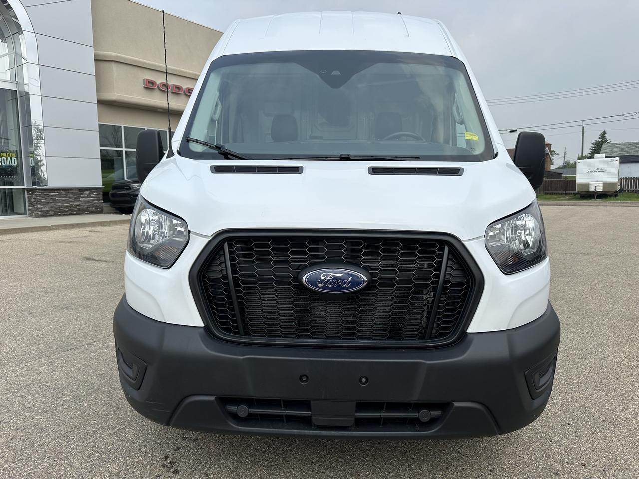 2024 Ford Transit Cargo Van T250 | V6 | RWD | 10-Speed Automatic | Rearview Camera | Keyless Entry | Bluetooth | Towing Redwater AB
