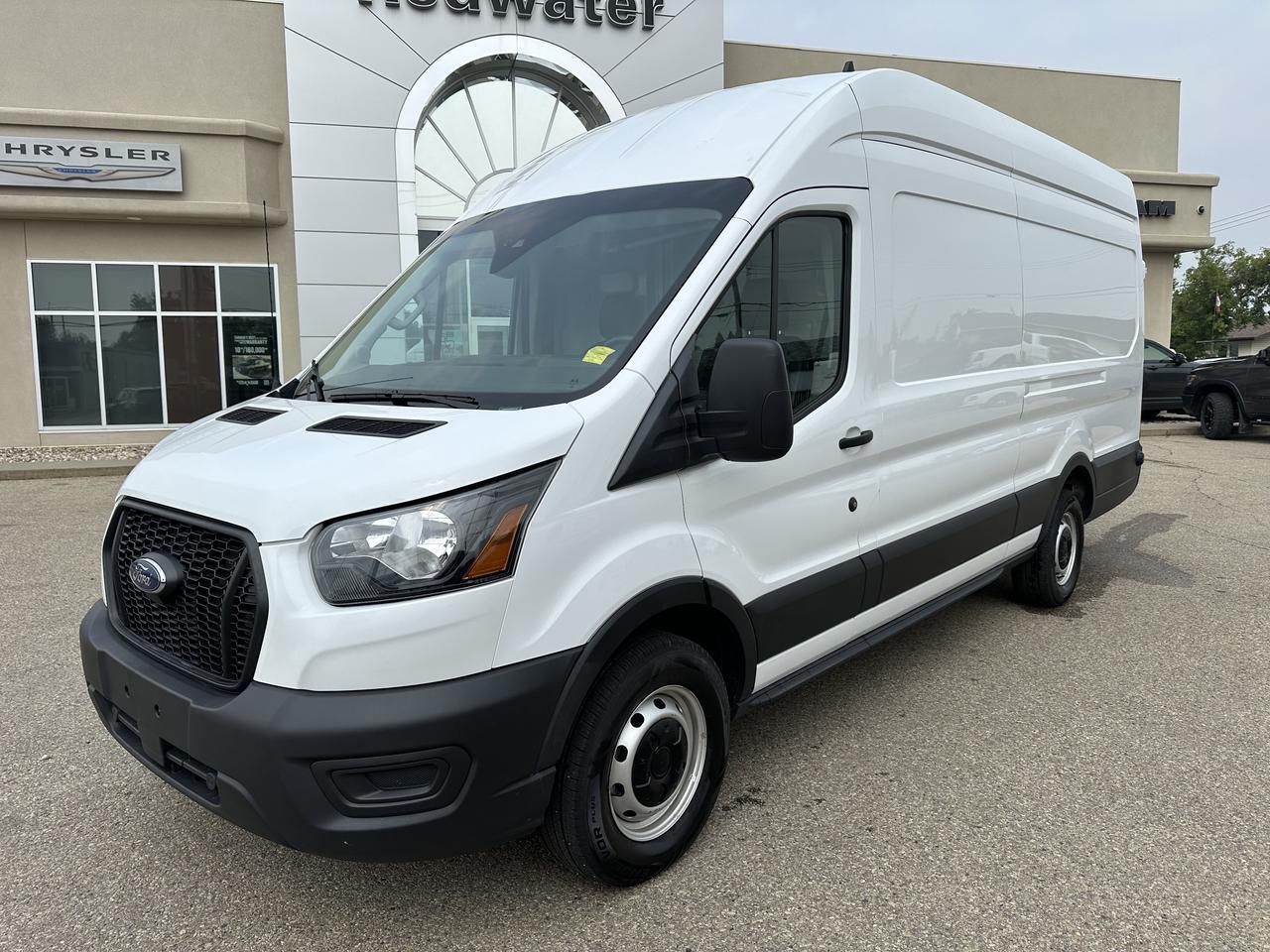 2024 Ford Transit Cargo Van T250 | V6 | RWD | 10-Speed Automatic | Rearview Camera | Keyless Entry | Bluetooth | Towing Redwater AB