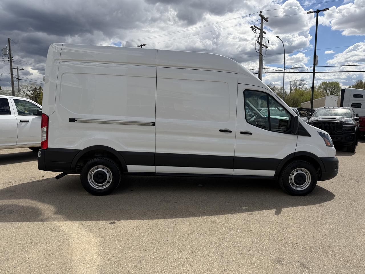 2024 Ford Transit Cargo Van T350HD RWD | 148IN Medium Roof | V6 | Low KMs | Bluetooth | Rearview Camera | Keyless Entry Redwater AB