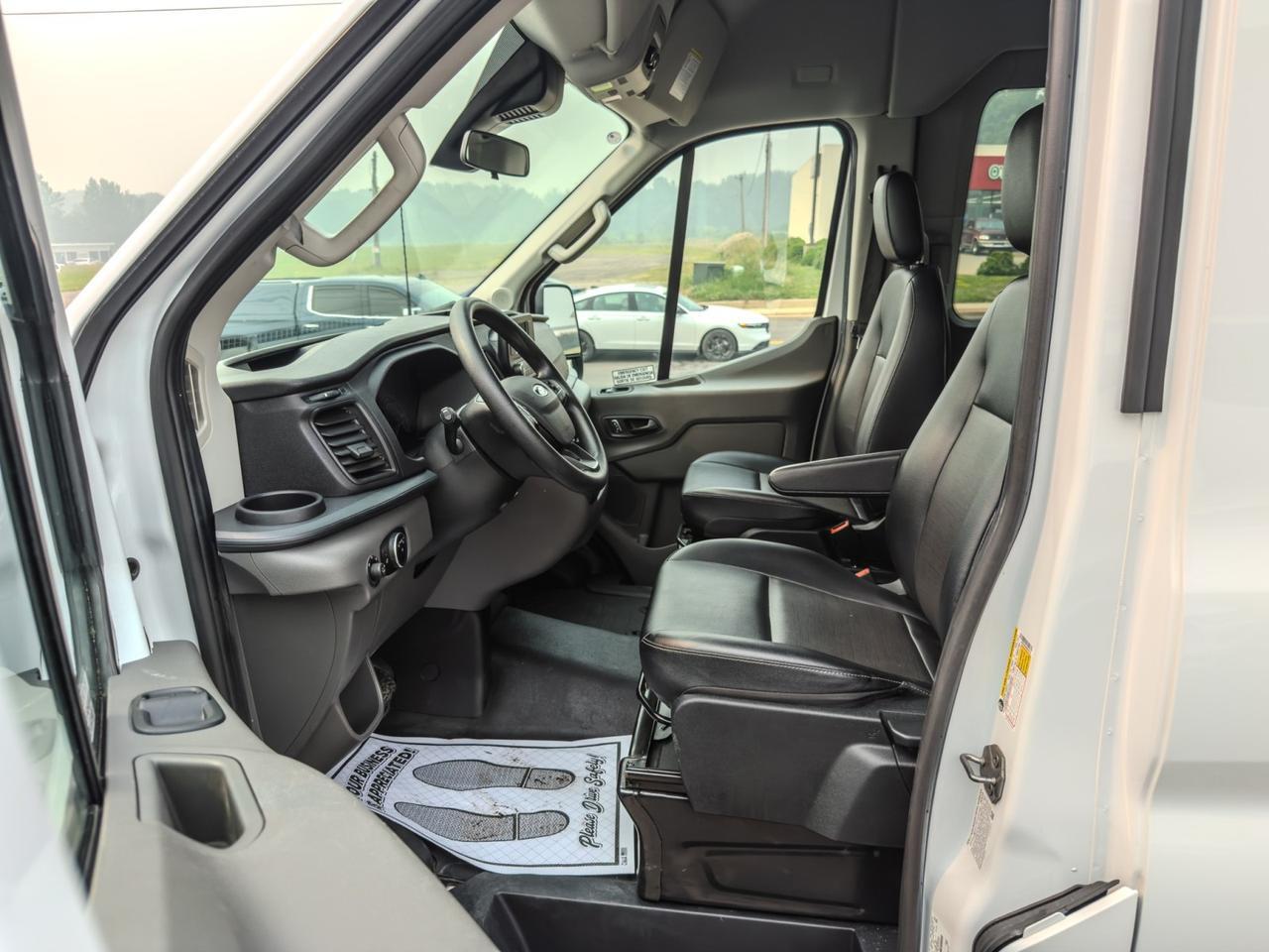 2024 Ford Transit Passenger Wagon T-350 HD XL High Roof Tallmadge OH