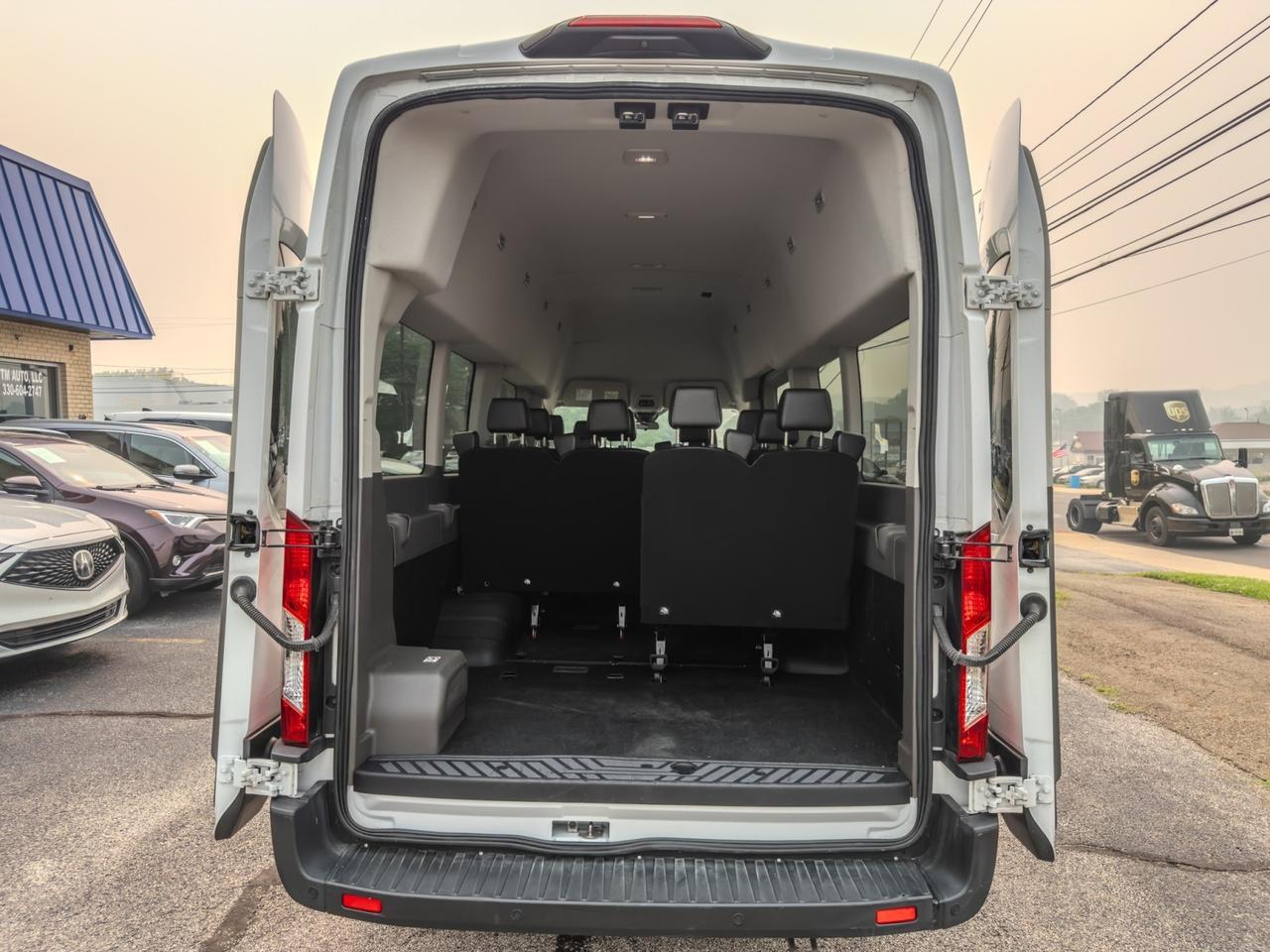 2024 Ford Transit Passenger Wagon T-350 HD XL High Roof Tallmadge OH