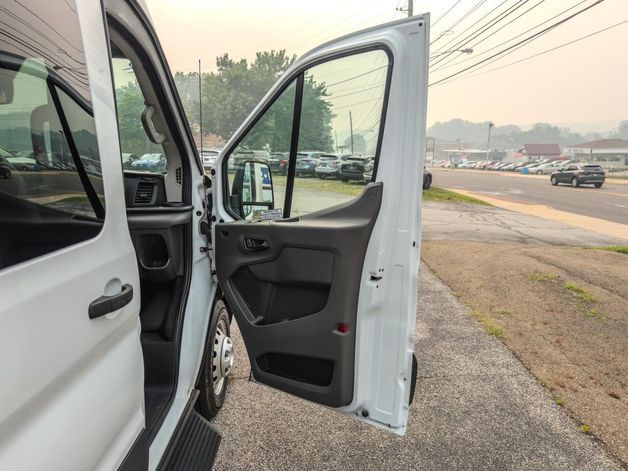 2024 Ford Transit Passenger Wagon T-350 HD XL High Roof Tallmadge OH