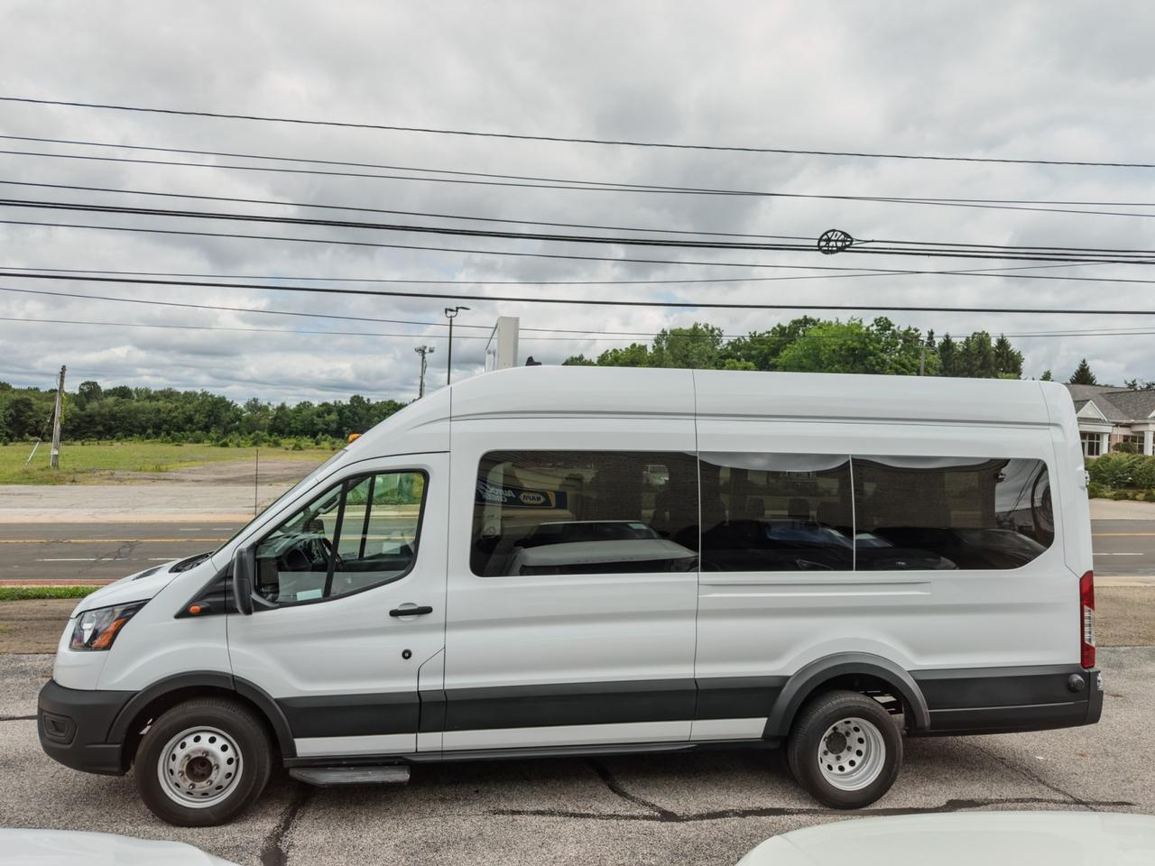 2024 Ford Transit Passenger Wagon T-350 HD XL High Roof Tallmadge OH