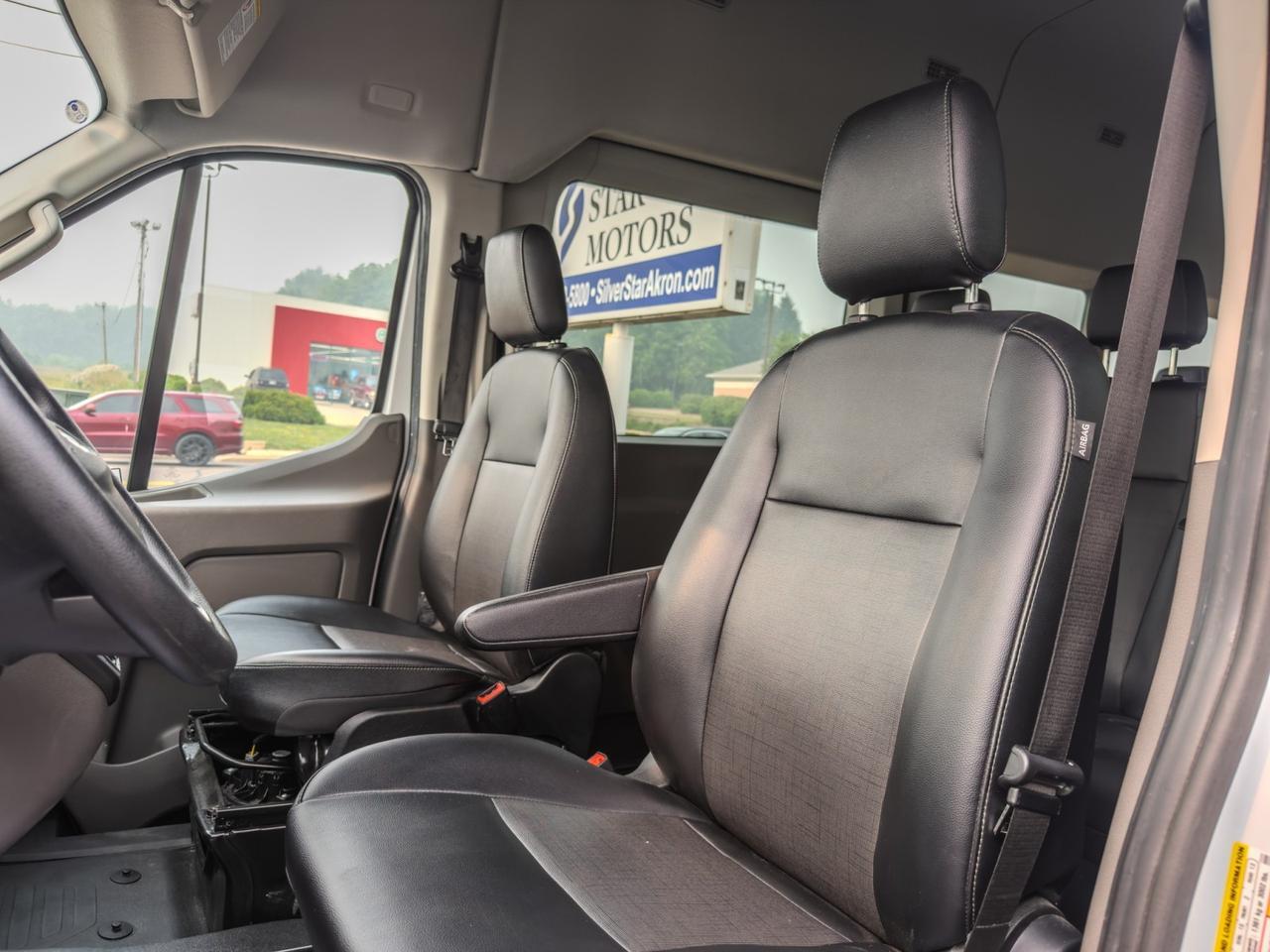 2024 Ford Transit Passenger Wagon T-350 HD XL High Roof Tallmadge OH