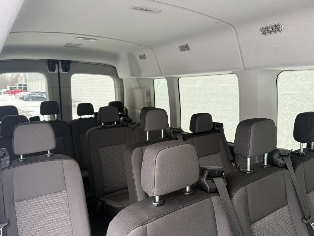 2024 Ford Transit Passenger Wagon T-350 Med Roof XL 15 Passenger Maumee OH