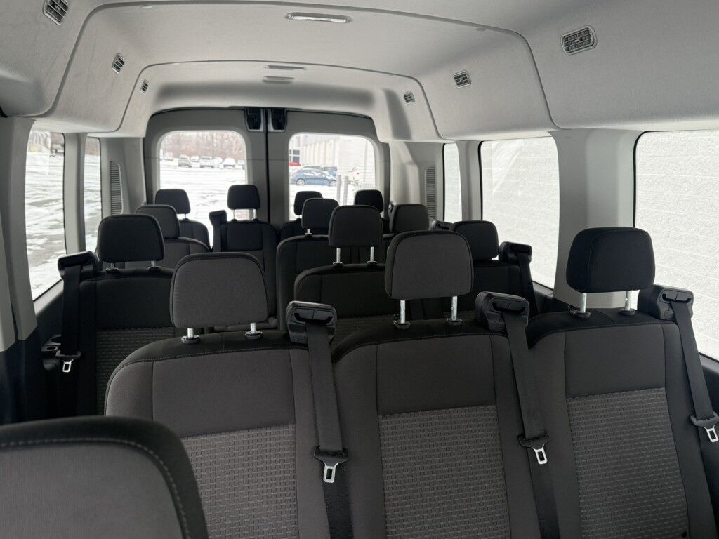 2024 Ford Transit Passenger Wagon T-350 Med Roof XL 15 Passenger Maumee OH
