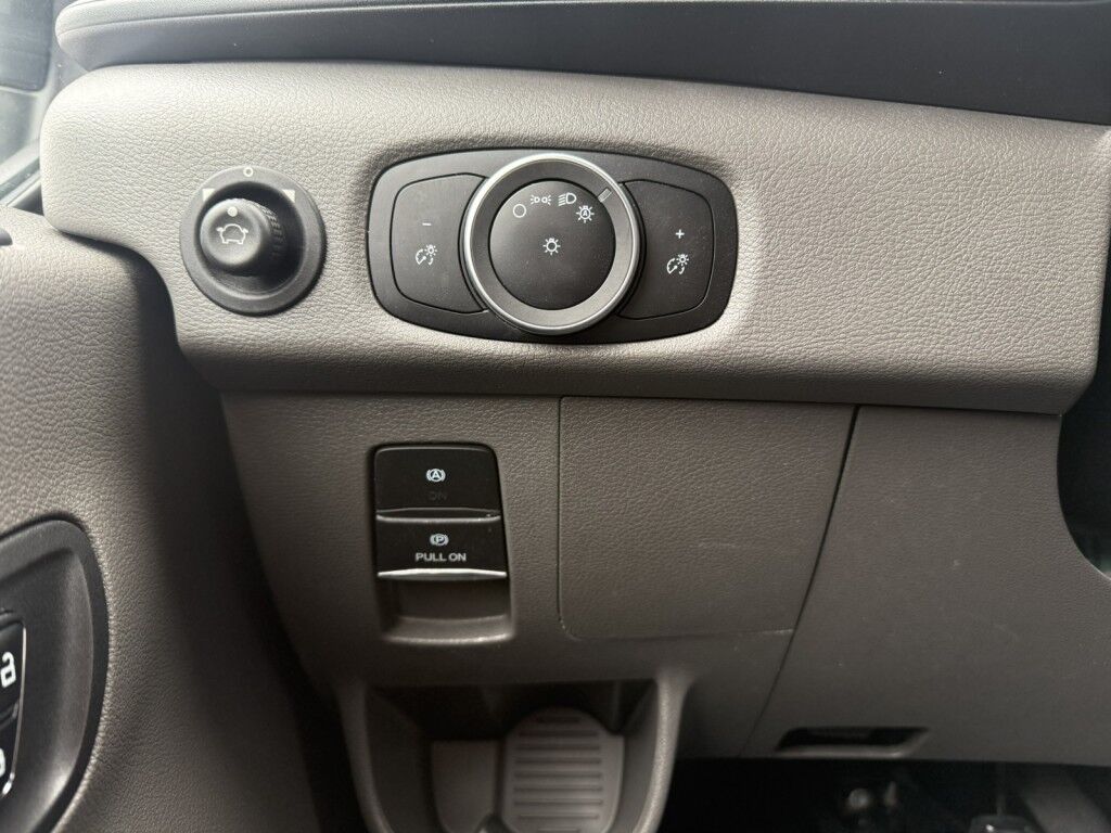 2024 Ford Transit Passenger Wagon T-350 Med Roof XL 15 Passenger Maumee OH