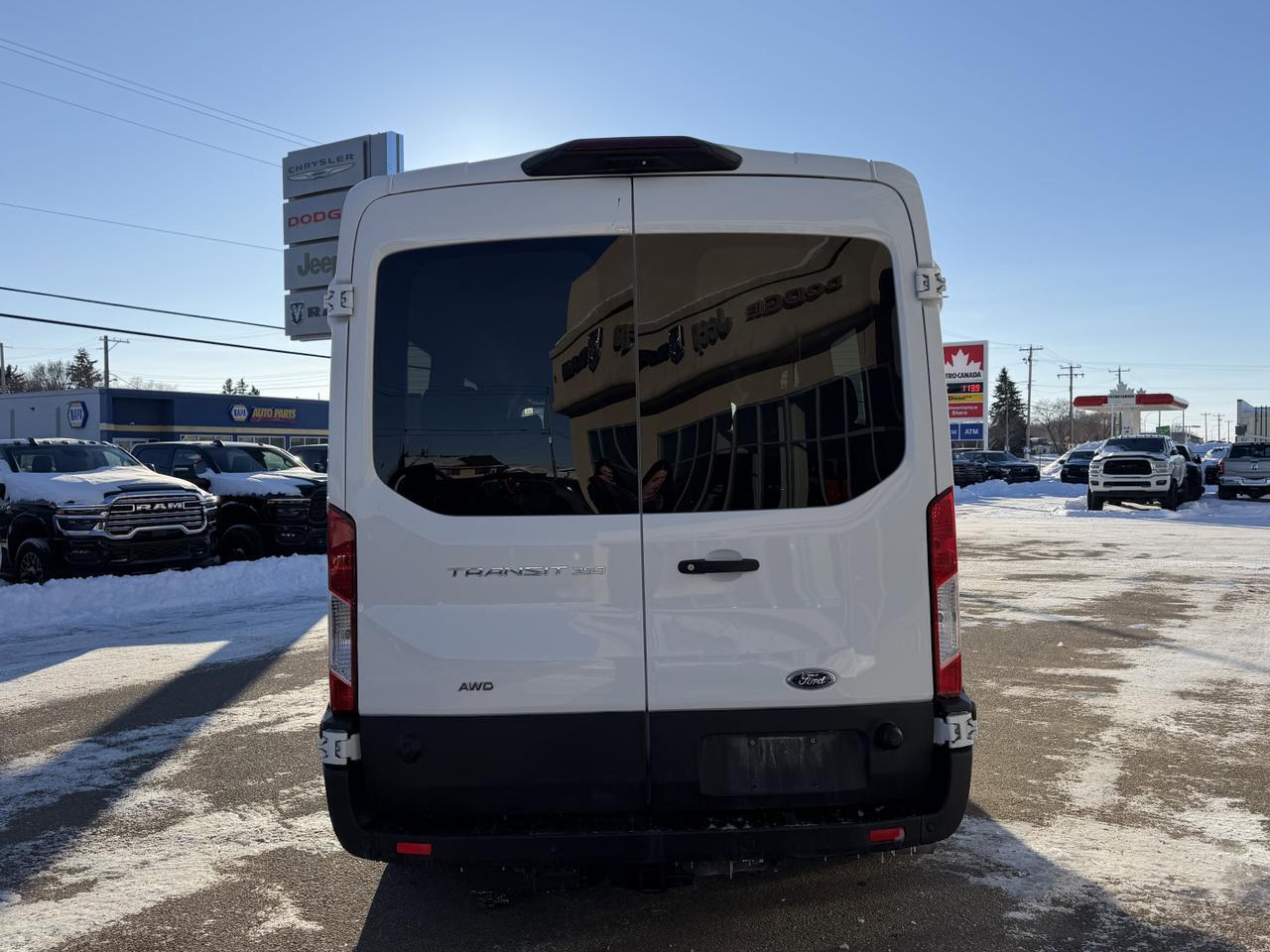 2024 Ford Transit Passenger Wagon T350 AWD V6 | Low KMs | 3rd Row Seating | Keyless Entry | Towing Redwater AB