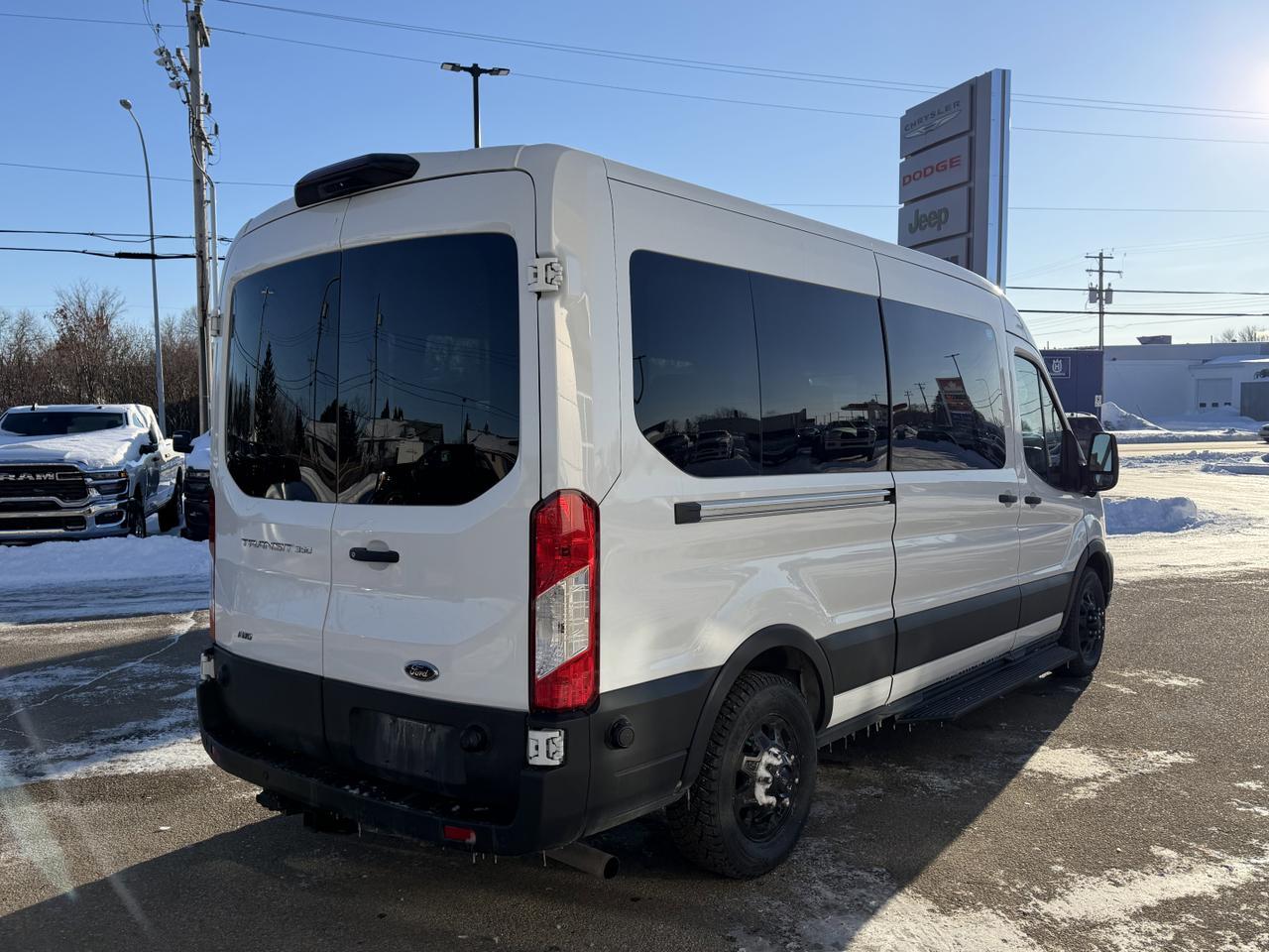 2024 Ford Transit Passenger Wagon T350 AWD V6 | Low KMs | 3rd Row Seating | Keyless Entry | Towing Redwater AB