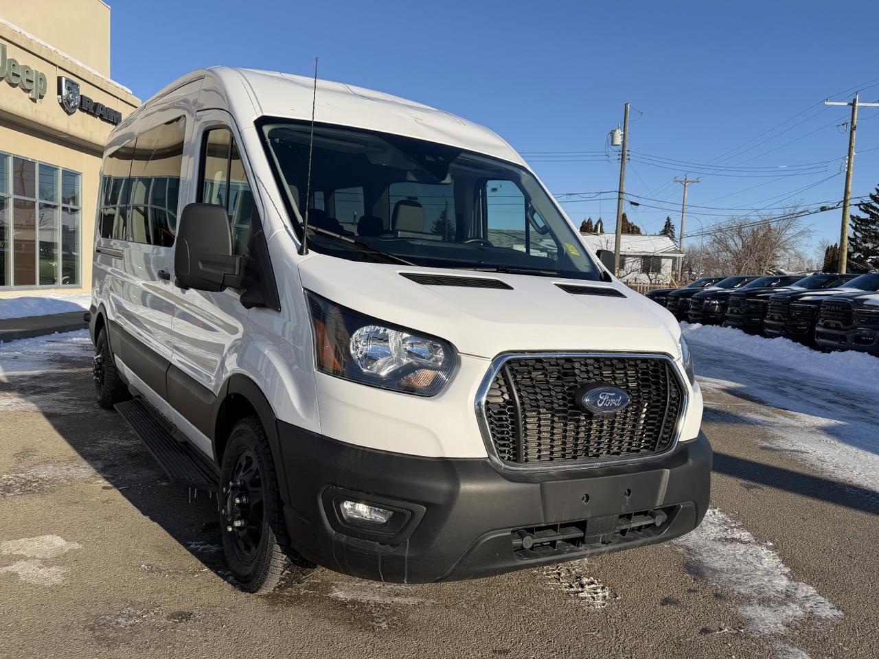 2024 Ford Transit Passenger Wagon T350 AWD V6 | Low KMs | 3rd Row Seating | Keyless Entry | Towing Redwater AB