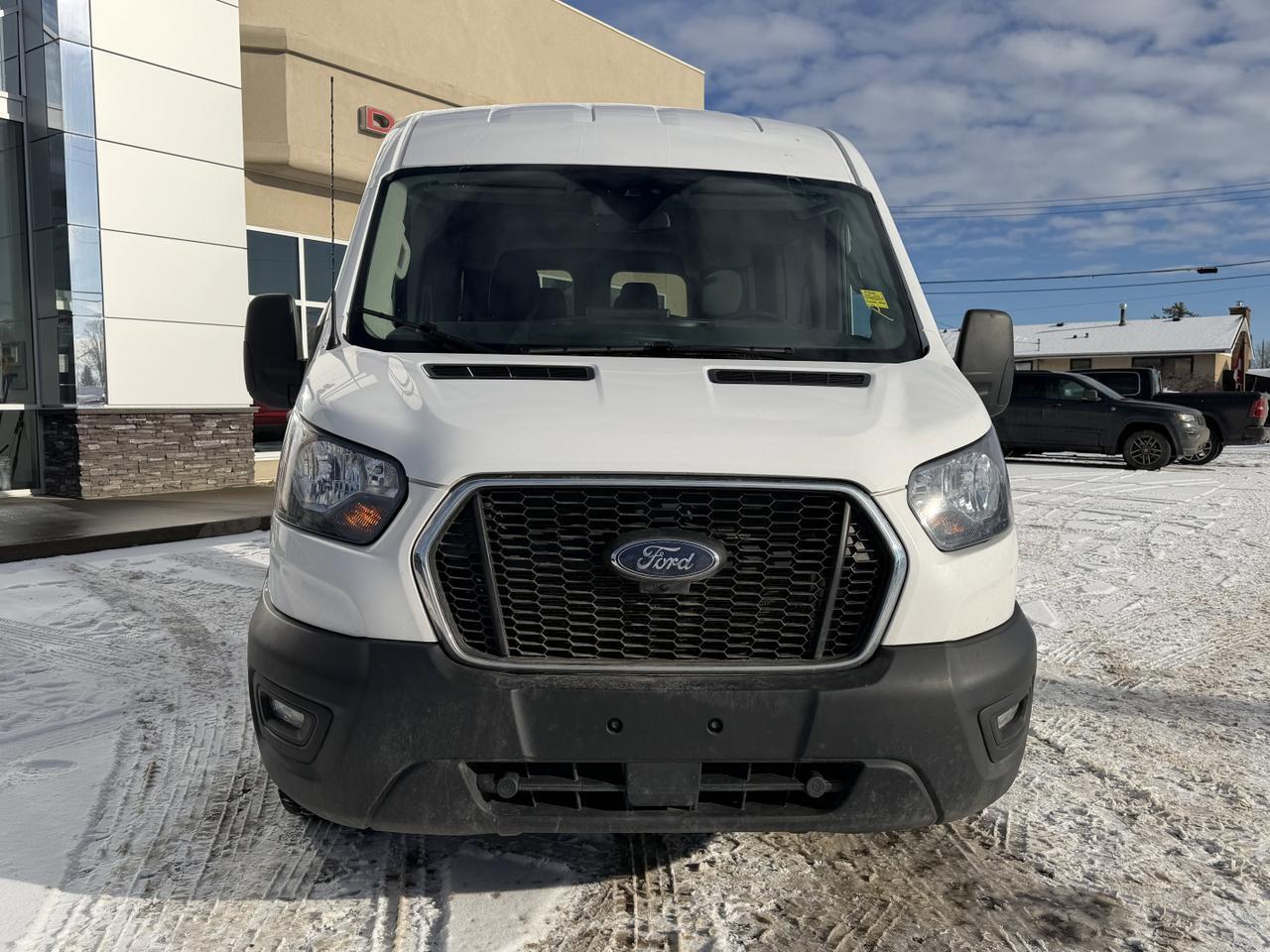 2024 Ford Transit Passenger Wagon XLT AWD | V6 | NAV | 3rd Row Seating | Keyless Entry | Low KMs | Towing Capability Redwater AB