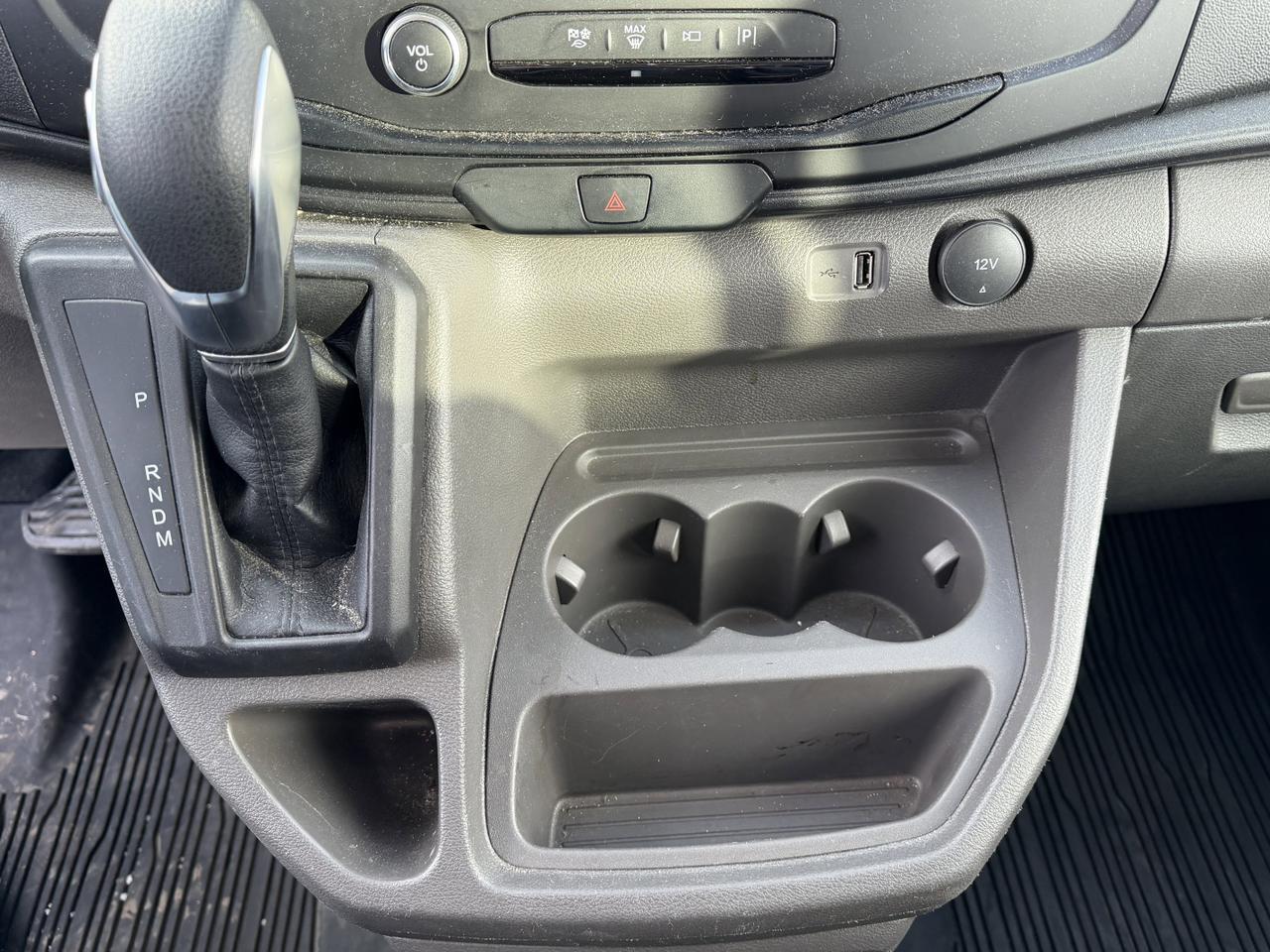 2024 Ford Transit Passenger Wagon XLT AWD | V6 | NAV | 3rd Row Seating | Keyless Entry | Low KMs | Towing Capability Redwater AB