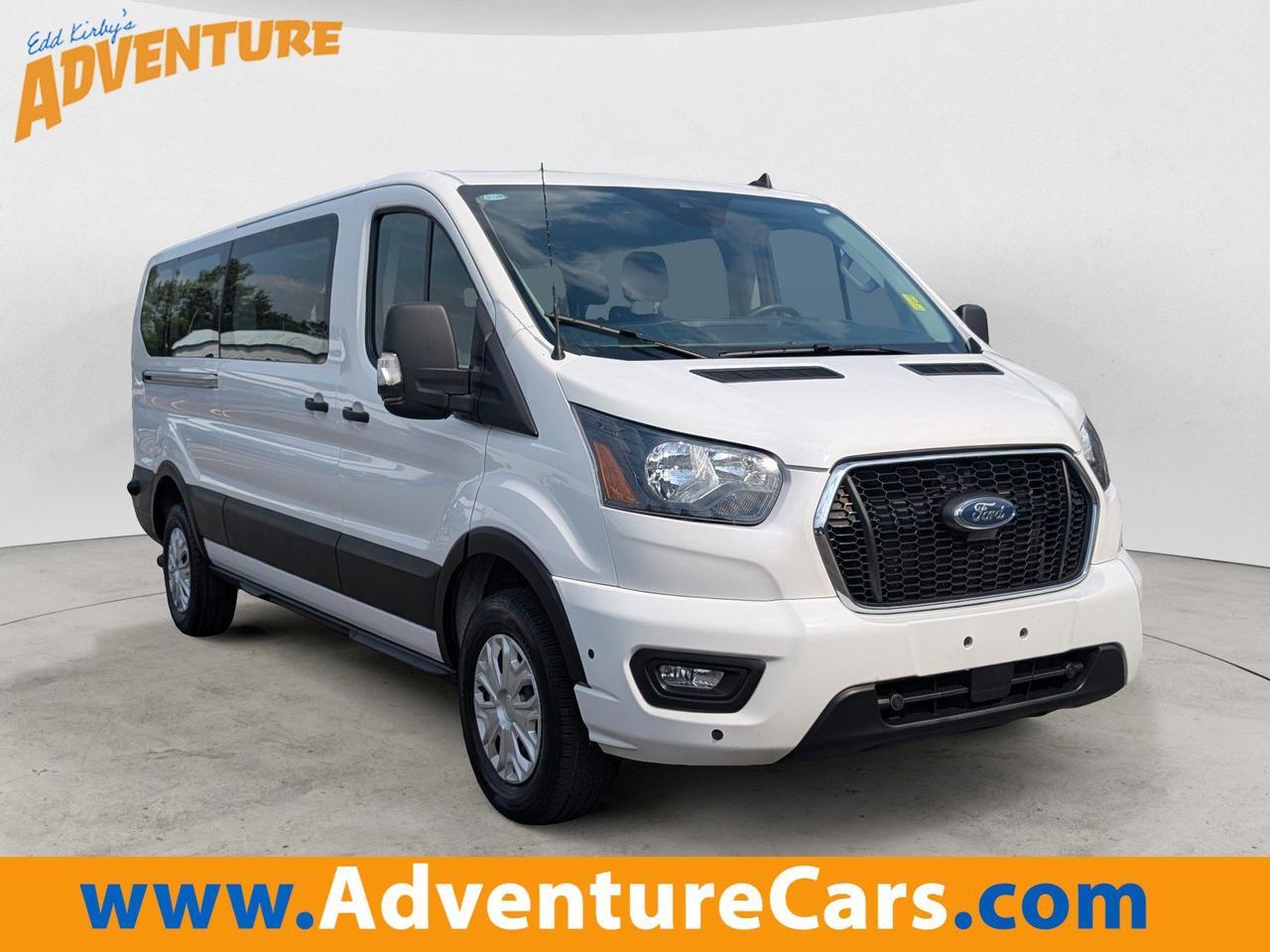 2024 Ford Transit Passenger Wagon XLT